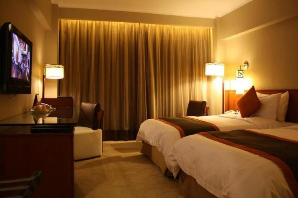 Bed in Xian Grand Noble Hotel