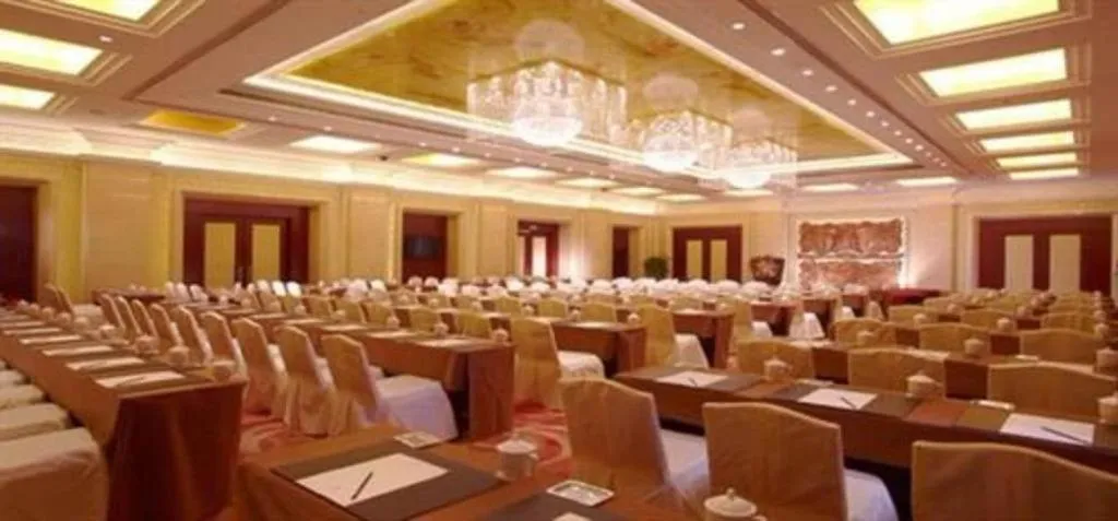 New Century Hotel Zaozhuang Fengming