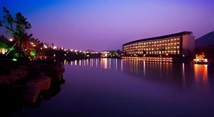 New Century Hotel Zaozhuang Fengming