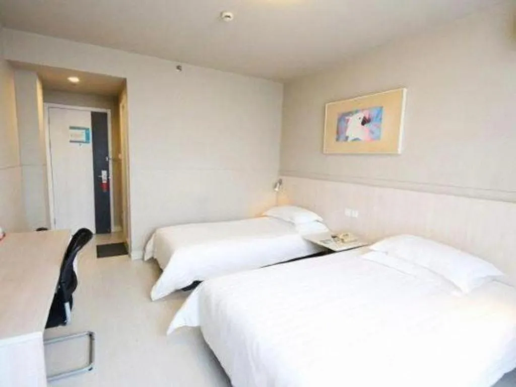 Bed in Jinjiang Inn Zhoushan Putuo Shenjiamen