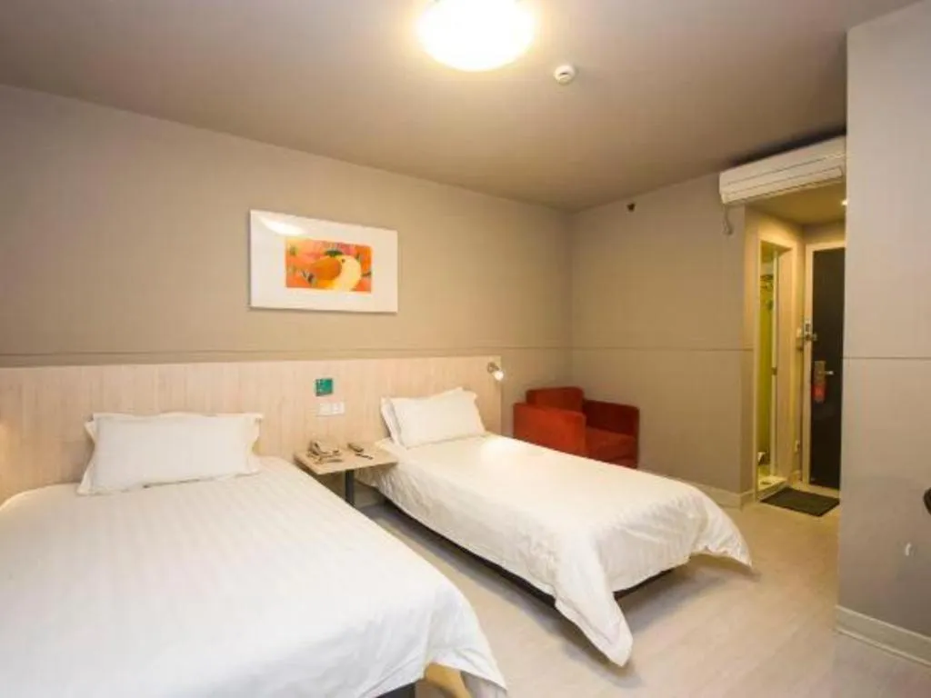 Bed in Jinjiang Inn Zhoushan Putuo Shenjiamen