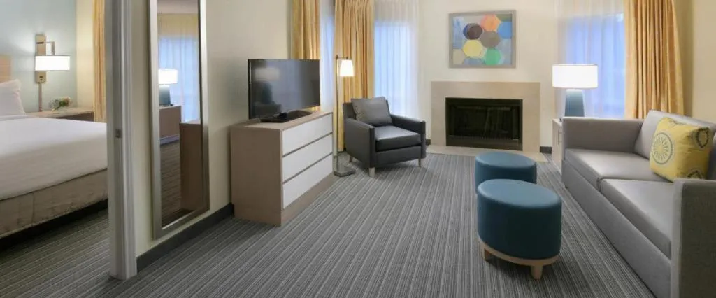 Bed in Sonesta ES Suites Ann Arbor