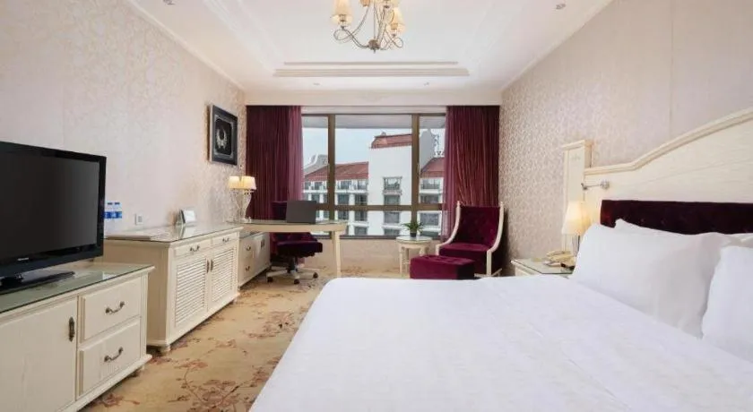 Bed in Guilin Bravo Hotel Grand Wing