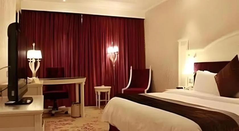 Bed in Guilin Bravo Hotel Grand Wing