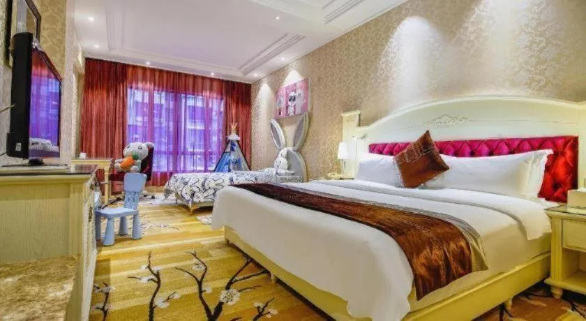 Bed in Guilin Bravo Hotel Grand Wing