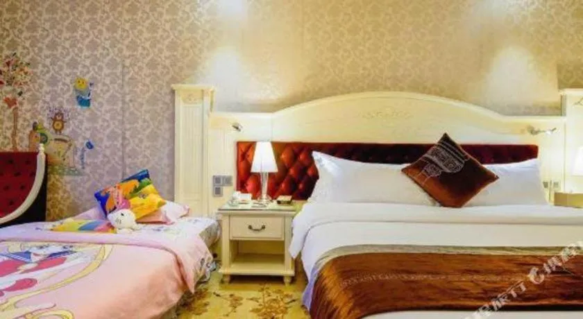 Bed in Guilin Bravo Hotel Grand Wing