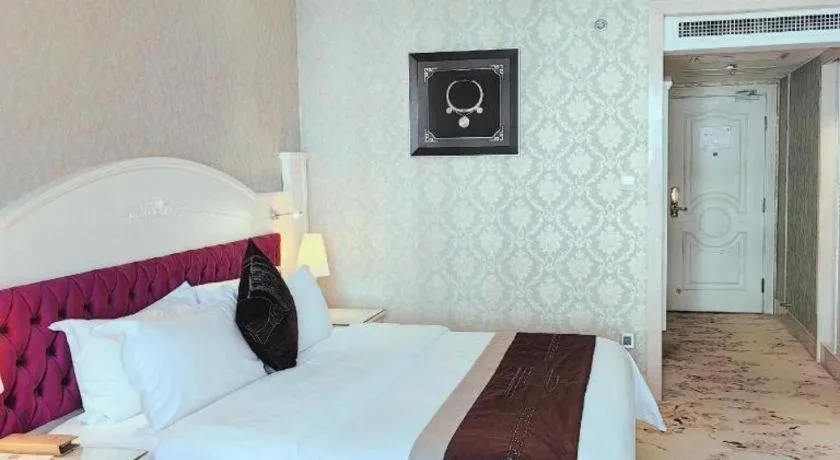 Bed in Guilin Bravo Hotel Grand Wing