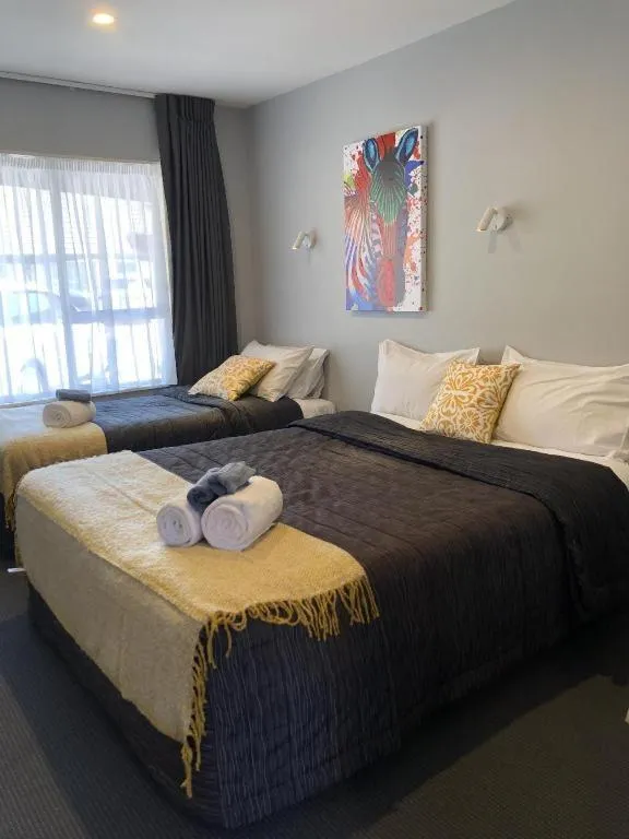 Bed in Christchurch Motel