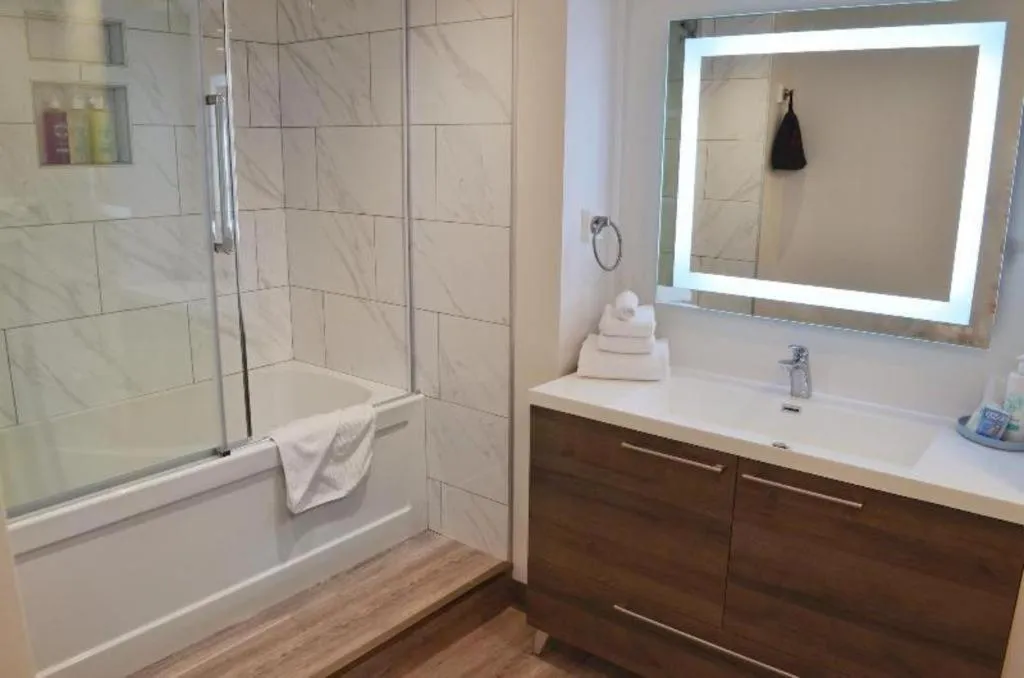 Coast High Country Inn