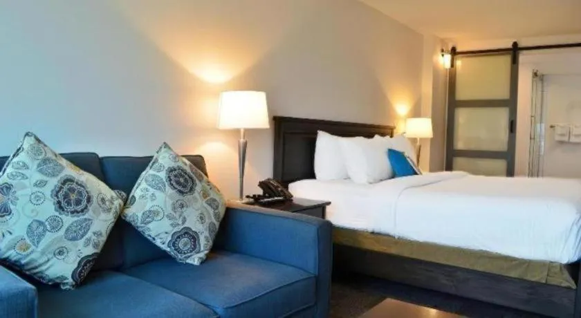 Bed in Coast High Country Inn