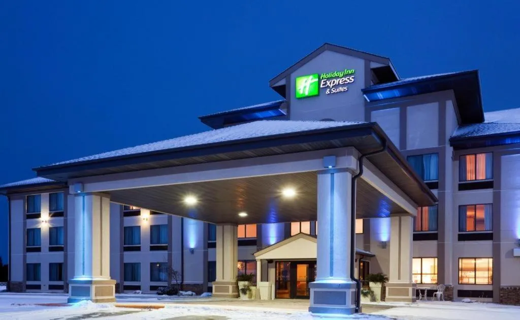 Holiday Inn Express & Suites Winner By IHG