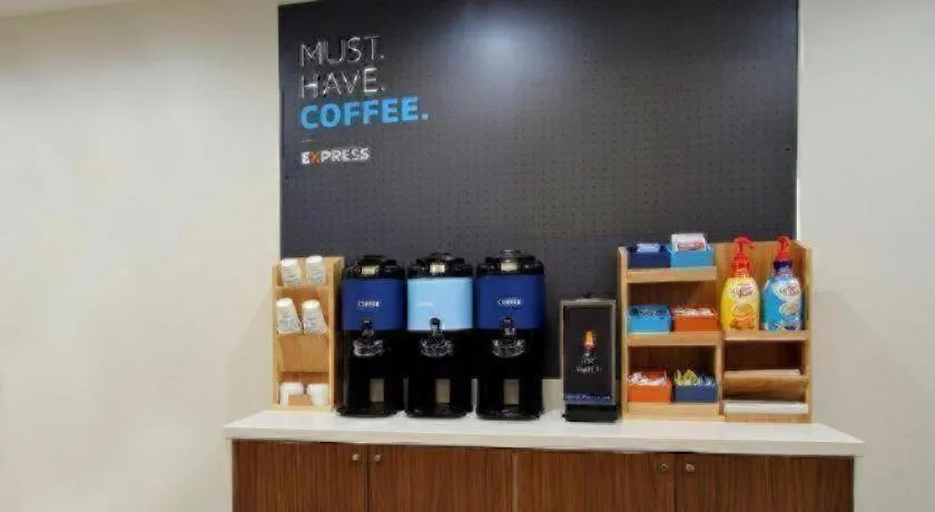 Holiday Inn Express & Suites Winner By IHG