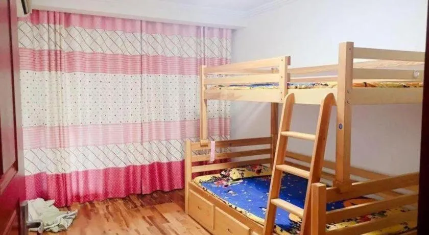 Bed in Guilin Plaza Hotel