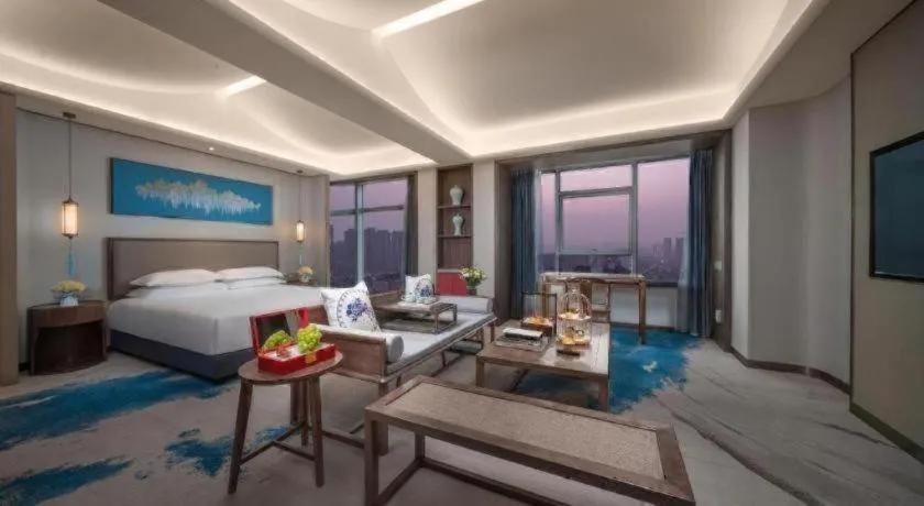 Bed in Hangzhou Blossom Hotel