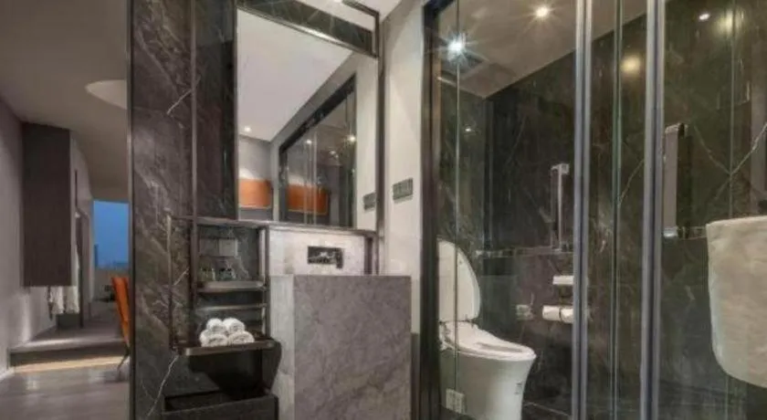 Hangzhou Blossom Hotel