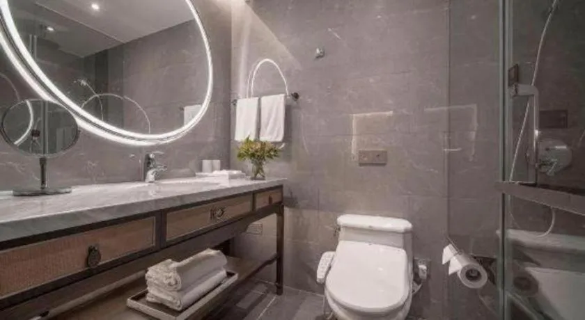 Hangzhou Blossom Hotel