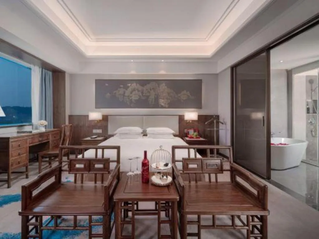 Bed in Hangzhou Blossom Hotel