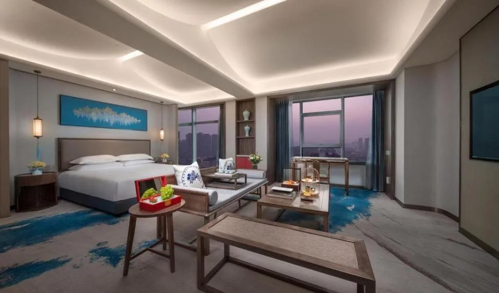 Bed in Hangzhou Blossom Hotel