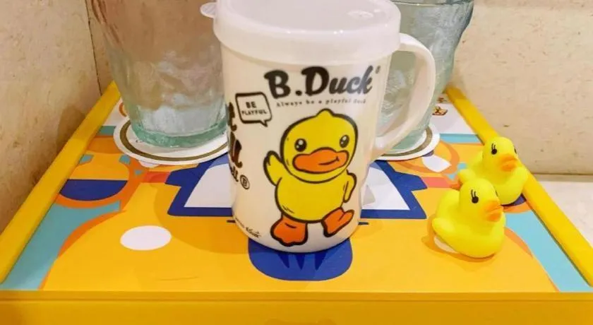 Xinjin Celebrity City Hotel