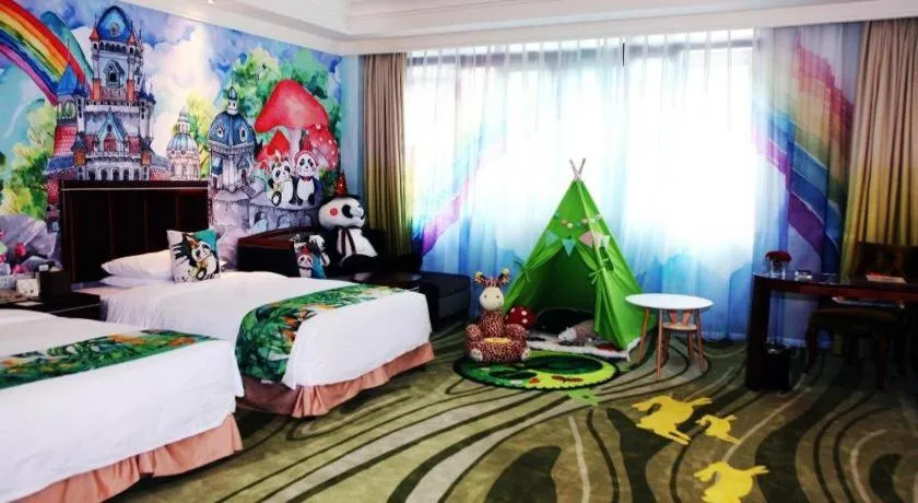 Bed in Xinjin Celebrity City Hotel