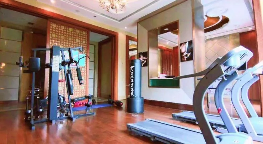 Xinjin Celebrity City Hotel