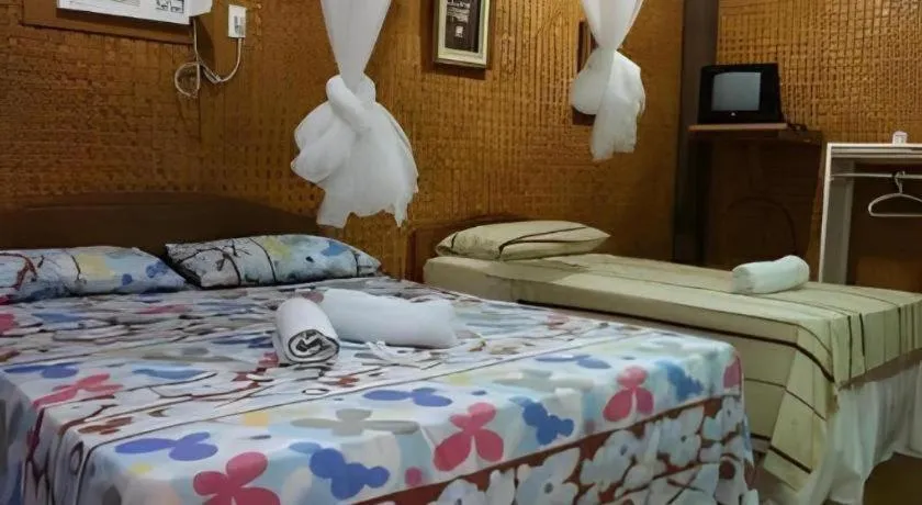 Bed in 67th Heaven Holiday Resort