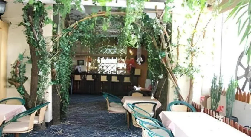 Economic Trade Hotel