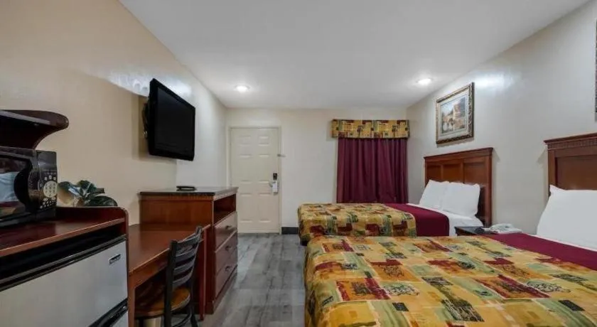 Bed in Americas Best Value Inn Redlands San Bernardino