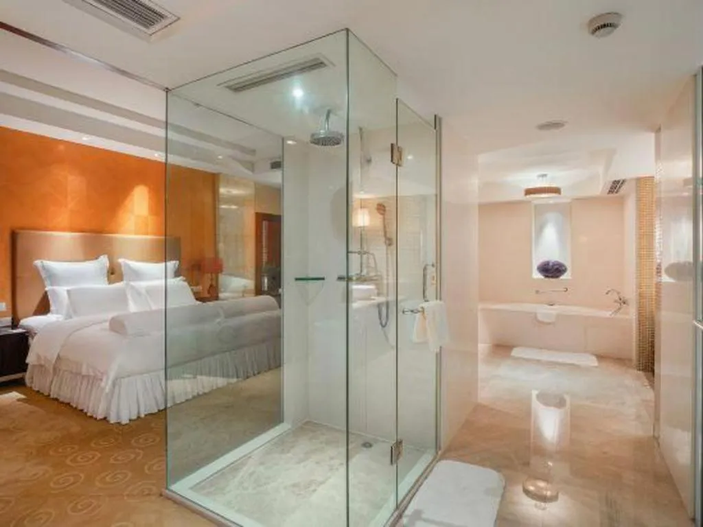 Bed in Kunshan Newport Hotel