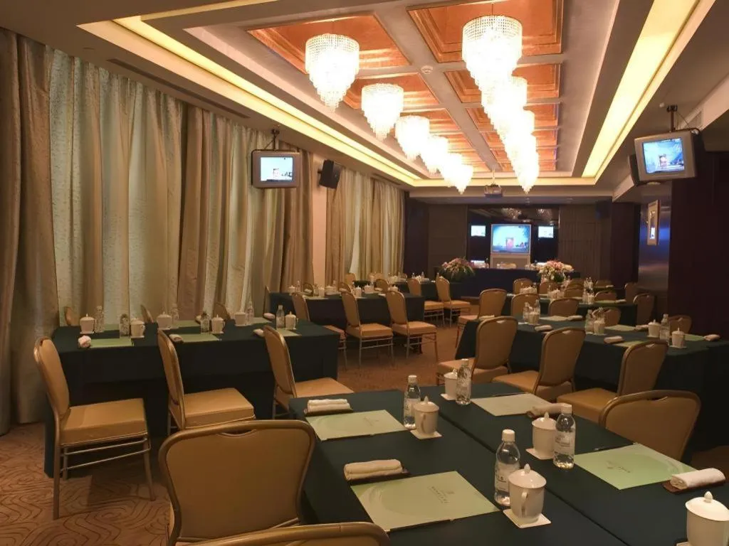 Kunshan Newport Hotel