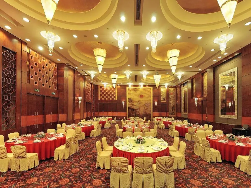 Kunshan Newport Hotel
