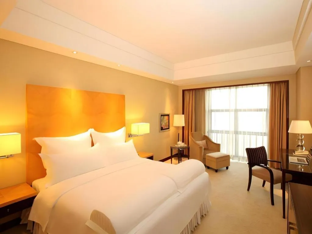 Bed in Kunshan Newport Hotel