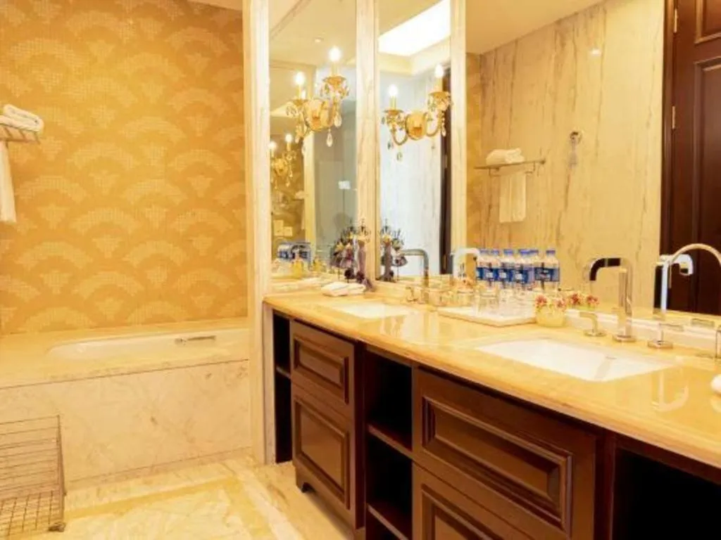 New Century Grand Hotel Zhejiang Sanli