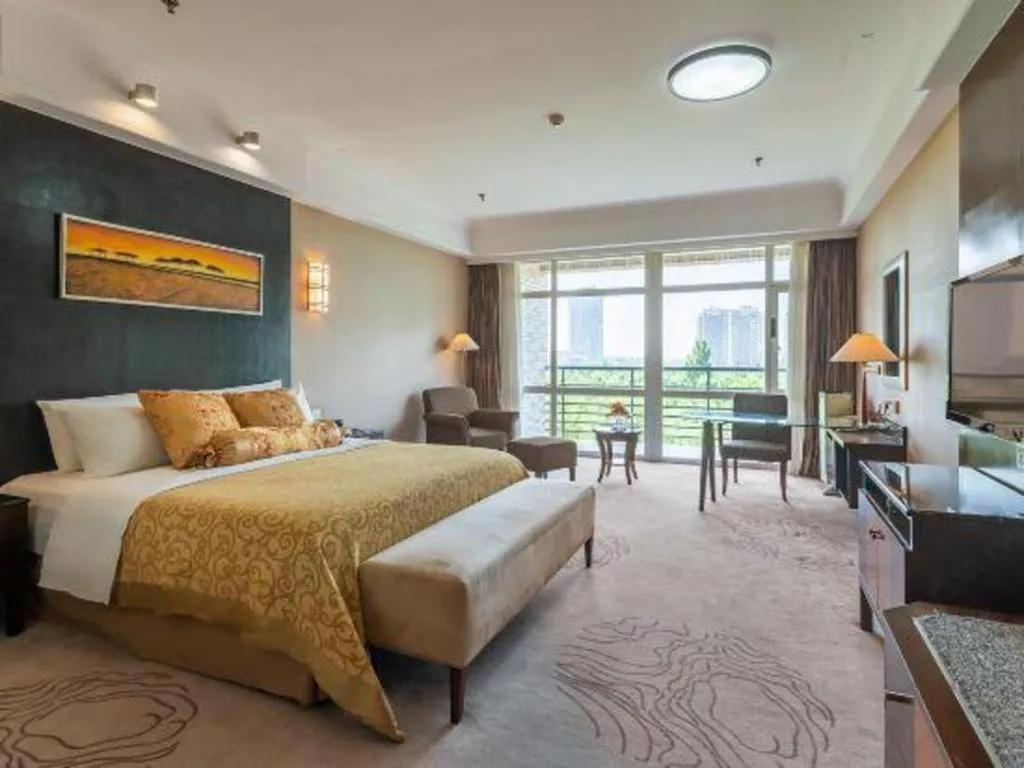 Bed in Dongying Blue Horizon Intenational Hotel