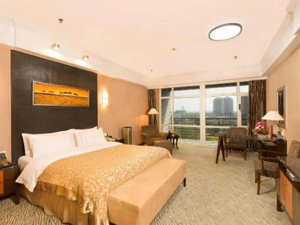 Bed in Dongying Blue Horizon Intenational Hotel