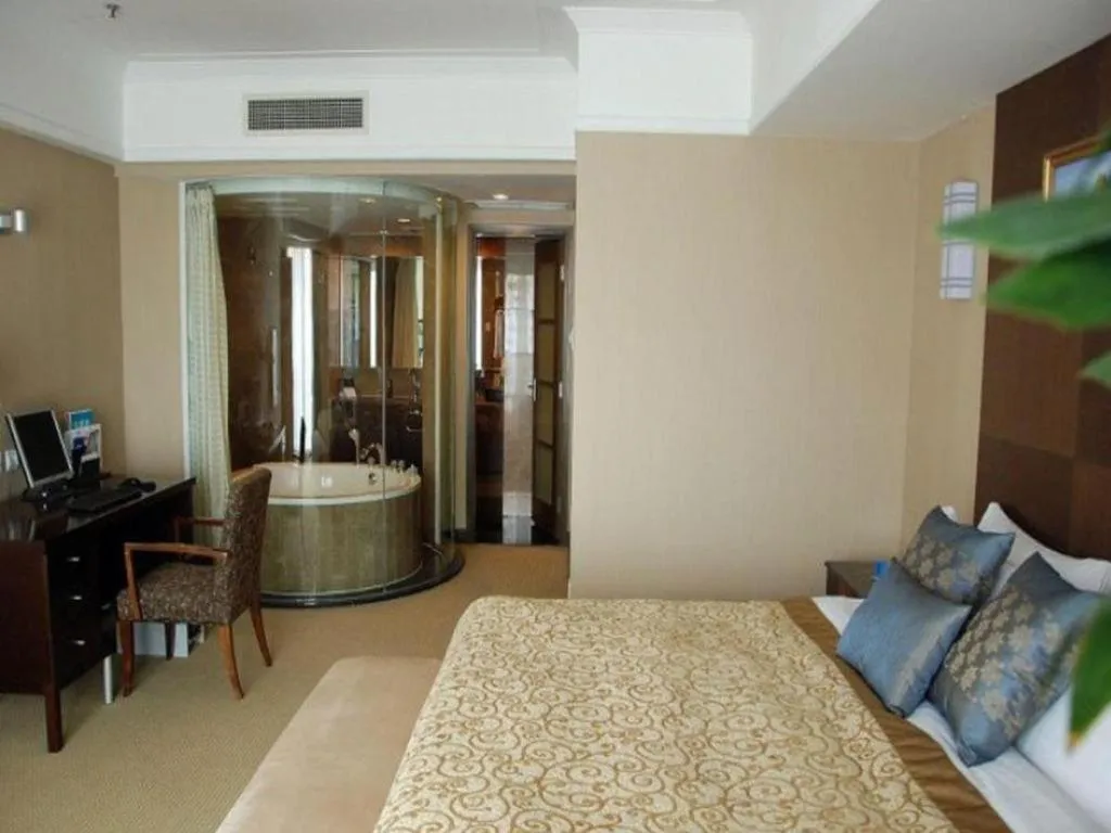 Bed in Dongying Blue Horizon Intenational Hotel