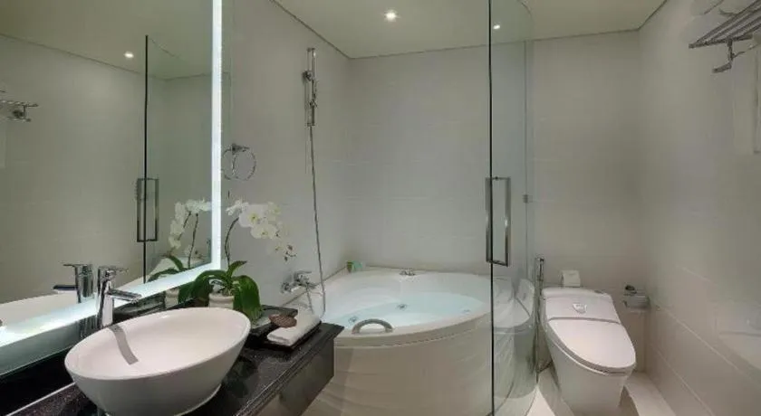 Grand Silverland Hotel