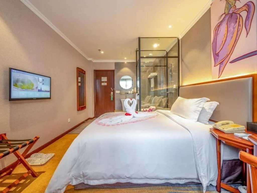 Bed in Uniton Hotel Shenzhen