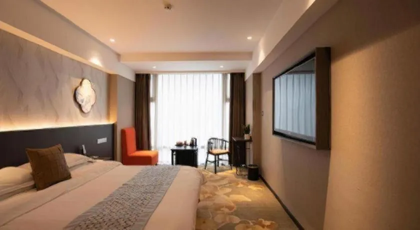 Bed in New Friendship Hotel