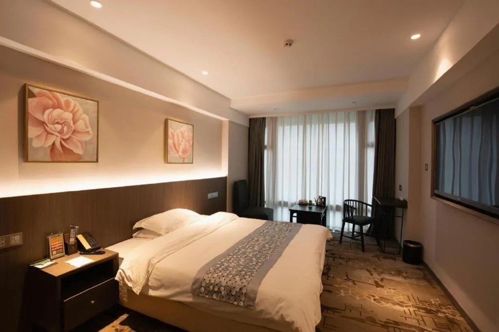 Bed in New Friendship Hotel