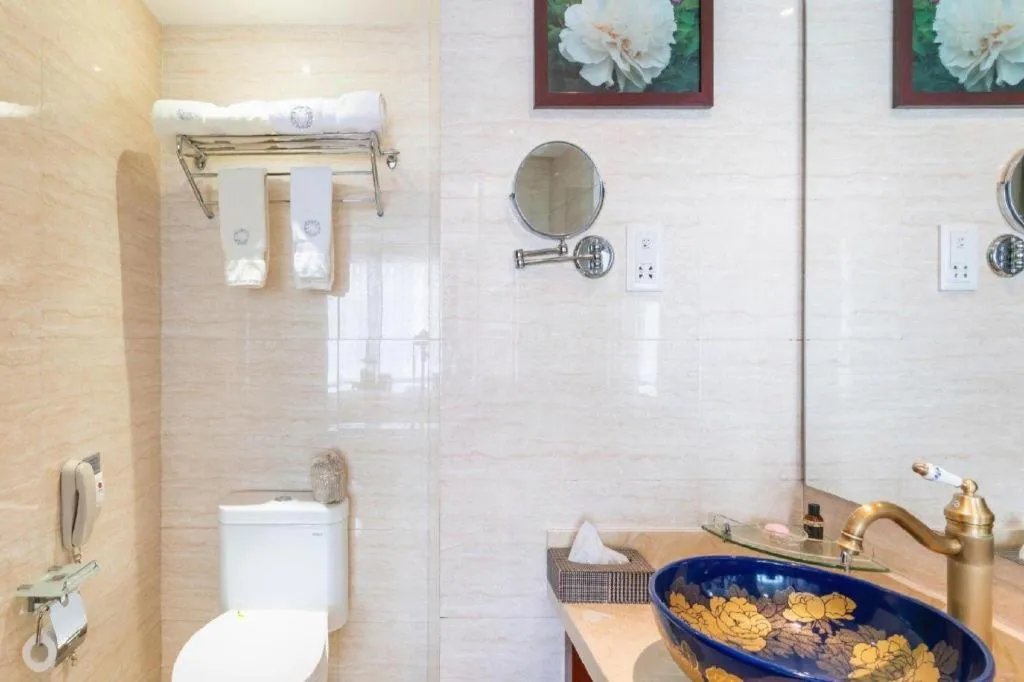 New Friendship Hotel