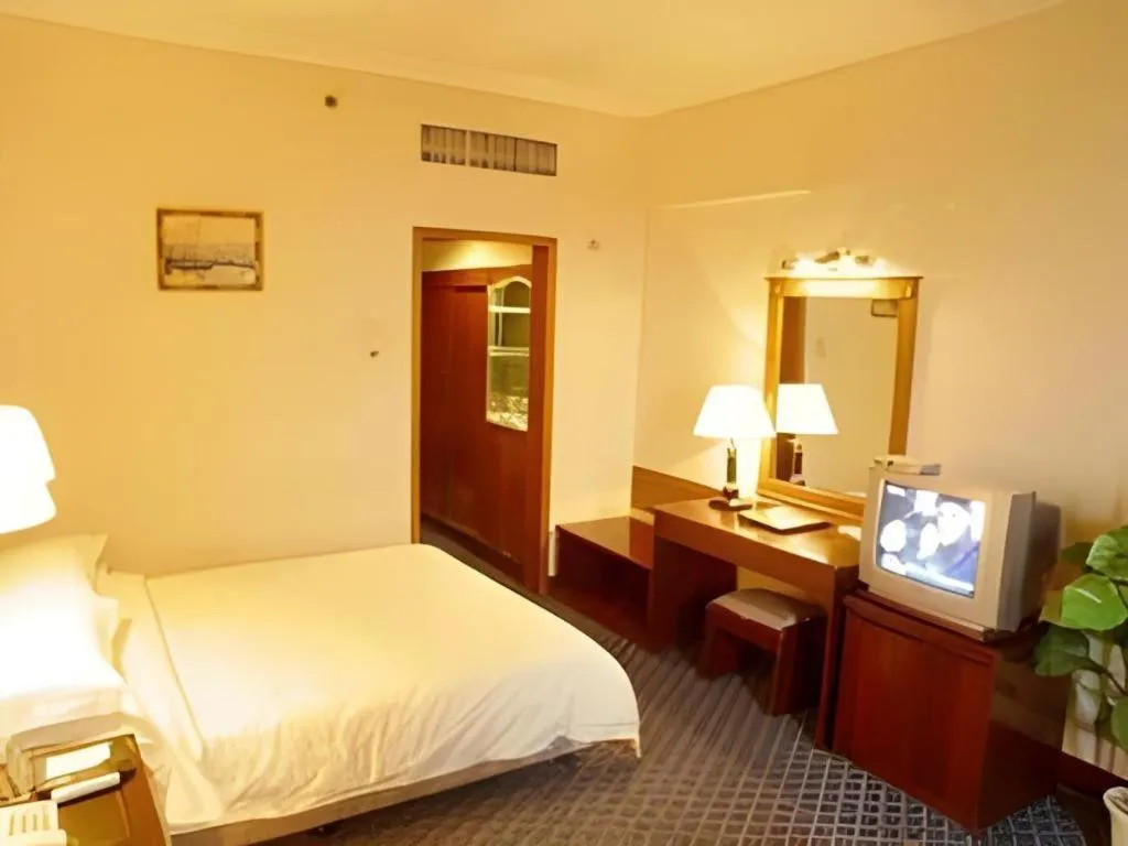 Bed in New Friendship Hotel