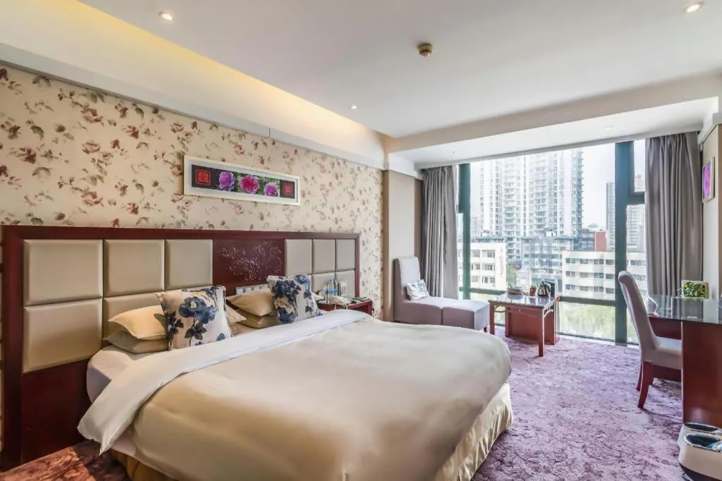 Bed in New Friendship Hotel