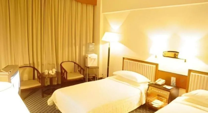 Bed in New Friendship Hotel