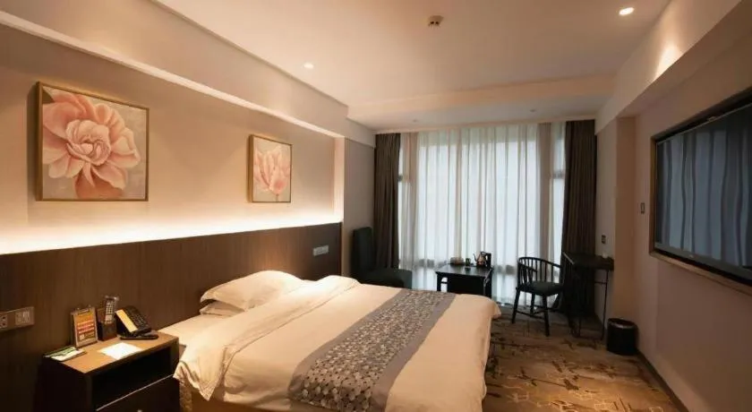 Bed in New Friendship Hotel