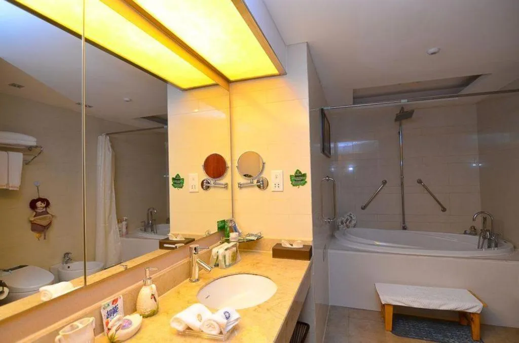 New Friendship Hotel