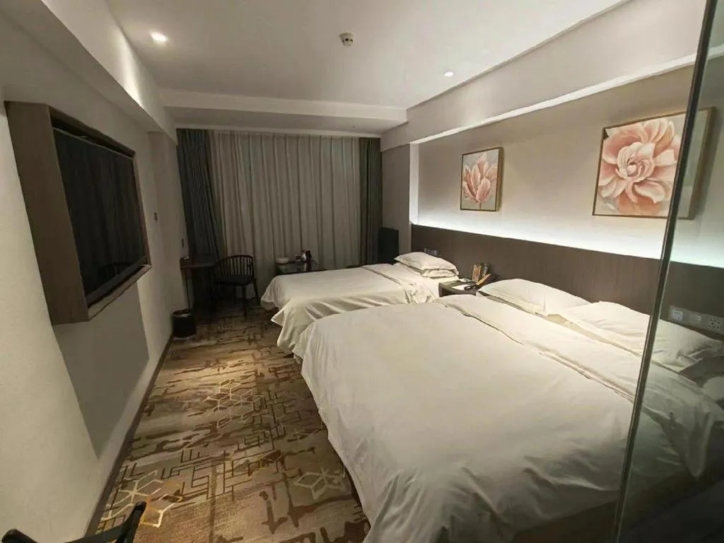 Bed in New Friendship Hotel