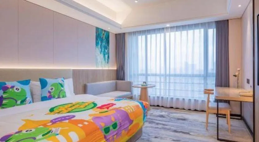 Bed in Jiaxing Fortune Holiday Hotel