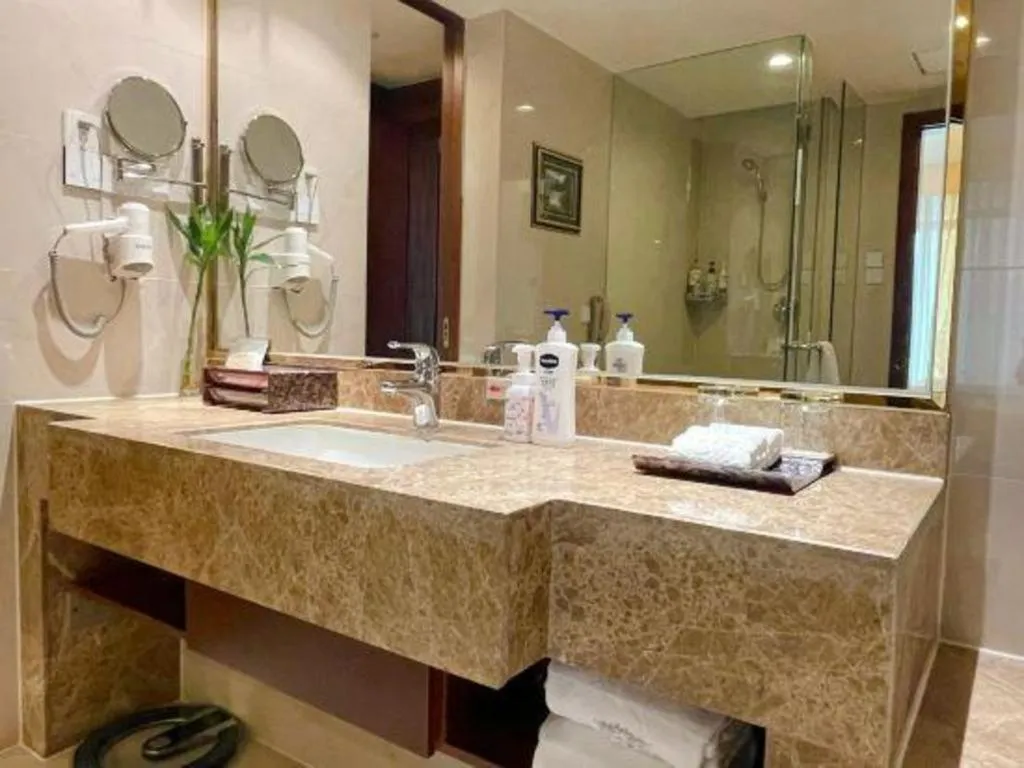 Chengdu Sovereign Hotel