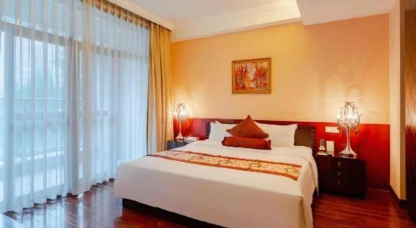 Bed in Chengdu Sovereign Hotel